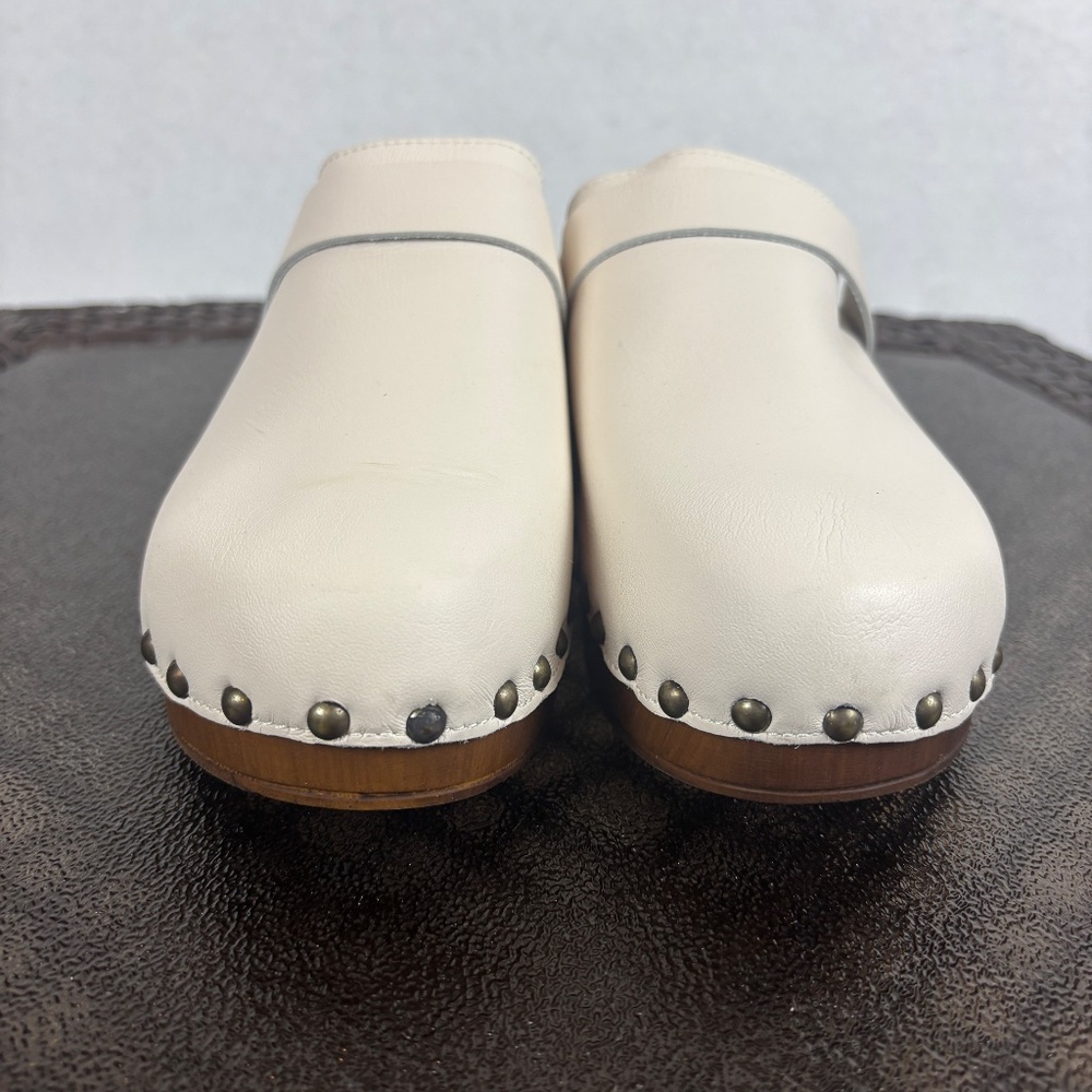 Seychelles Loud & Clear Leather Slip On Clogs Stud Detail Size 7